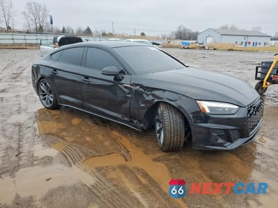 Czwarte zdjęcie samochodu z boku: 2024 AUDI A5 PREMIUM 45 VIN:WAUDACF57RA074667 - miniatura