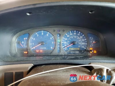 Zdjęcie 9 z 13 samochodu: 2003 TOYOTA SIENNA LE VIN:4T3ZF13C83U543128 - miniatura
