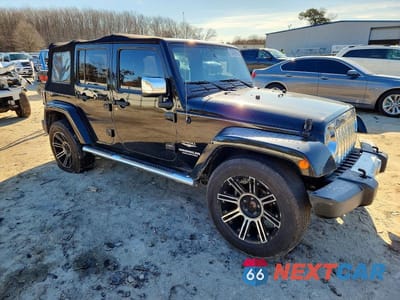 Czwarte zdjęcie samochodu z boku: 2015 JEEP WRANGLER UNLIMITED SAHARA VIN:1C4BJWEG3FL689912 - miniatura