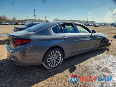 Trzecie zdjęcie samochodu z tyłu: 2021 BMW 530 I VIN:WBA53BH07MWX34213 - miniatura