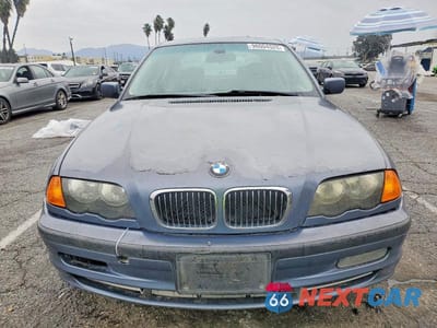 Piąte zdjęcie samochodu w środku: 2001 BMW 330 I VIN:WBAAV53421FJ71510 - miniatura