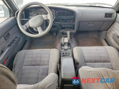 Zdjęcie 8 z 14 samochodu: 1993 TOYOTA 4RUNNER SR5 V6 VIN:JT3VN39W8P0122751 - miniatura