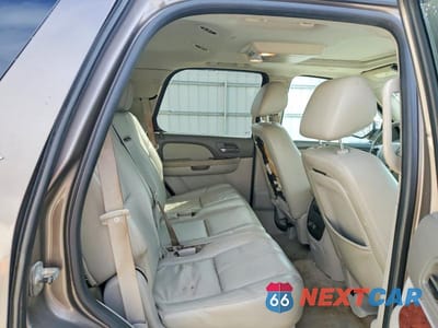 Zdjęcie 11 z 12 samochodu: 2011 CHEVROLET TAHOE K1500 LT VIN:1GNSKBE05BR211532 - miniatura