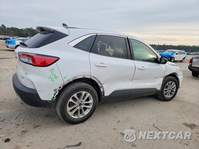 Trzecie zdjęcie samochodu z tyłu: 2022 FORD ESCAPE SE VIN:1FMCU9G64NUA72590 - miniatura