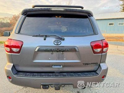 Zdjęcie 11 z 14 samochodu: 2021 TOYT SEQUOIA TRD PRO VIN:5TDEY5B10MS182254 - miniatura