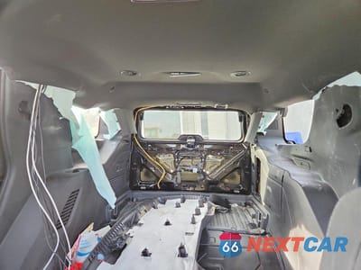 Zdjęcie 10 z 12 samochodu: 2023 CHEVROLET TAHOE C1500 VIN:1GNSCLED3PR194890 - miniatura