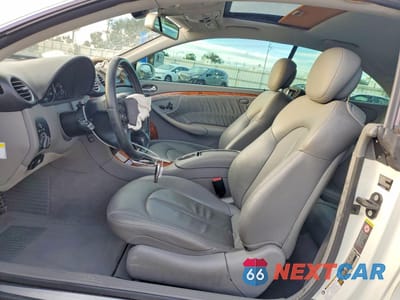 Zdjęcie 7 z 13 samochodu: 2007 MERCEDES-BENZ CLK 350 VIN:WDBTJ56H77F222822 - miniatura