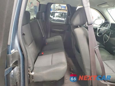 Zdjęcie 10 z 13 samochodu: 2012 CHEVROLET SILVERADO K1500 LS VIN:1GCRKREA4CZ268752 - miniatura