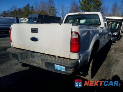 Trzecie zdjęcie samochodu z tyłu: 2009 FORD F350 SUPER DUTY VIN:1FTWW31569EB29025 - miniatura