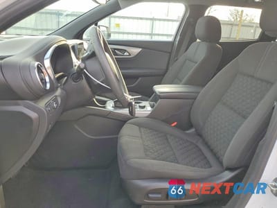 Zdjęcie 7 z 12 samochodu: 2022 CHEVROLET BLAZER 2LT VIN:3GNKBCR44NS180942 - miniatura