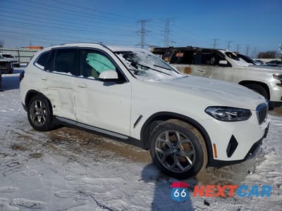 Czwarte zdjęcie samochodu z boku: 2023 BMW X3 XDRIVE30I VIN:5UX53DP04P9R98250 - miniatura