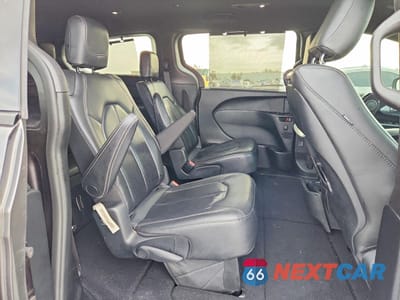 Zdjęcie 11 z 14 samochodu: 2020 CHRYSLER PACIFICA TOURING L PLUS VIN:2C4RC1EG8LR200483 - miniatura