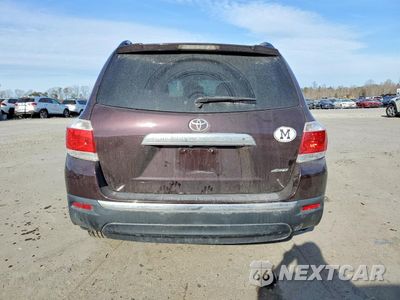 Zdjęcie 6 z 14 samochodu: 2013 TOYOTA HIGHLANDER LIMITED VIN:5TDDK3EH3DS247768 - miniatura