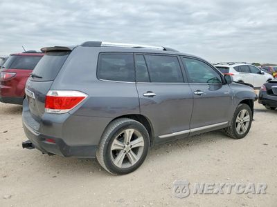 Trzecie zdjęcie samochodu z tyłu: 2013 TOYOTA HIGHLANDER LIMITED VIN:5TDDK3EH3DS237905 - miniatura