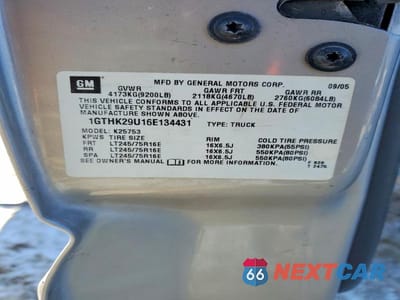 Zdjęcie 12 z 12 samochodu: 2006 GMC SIERRA K2500 HEAVY DUTY VIN:1GTHK29U16E134431 - miniatura