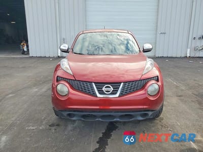 Piąte zdjęcie samochodu w środku: 2011 NISSAN JUKE S VIN:JN8AF5MR2BT016909 - miniatura