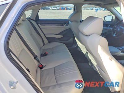 Zdjęcie 10 z 11 samochodu: 2021 HONDA ACCORD TOURING VIN:1HGCV2F92MA015844 - miniatura