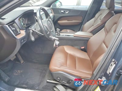 Zdjęcie 7 z 12 samochodu: 2021 VOLVO XC60 T5 MOMENTUM VIN:YV4102RK1M1695171 - miniatura