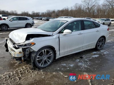 2020 FORD FUSION TITANIUM 3FA6P0D98LR137745 - główne zdjęcie licytacji z USA - miniatura