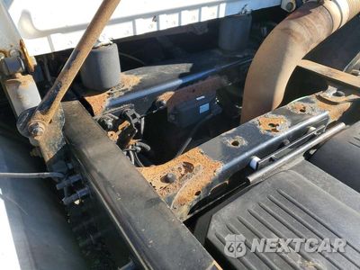 Zdjęcie 9 z 10 samochodu: 2016 FREIGHTLINER CASCADIA 125 SEMI TRUCK VIN:1FUBGEDV7GLHC5649 - miniatura