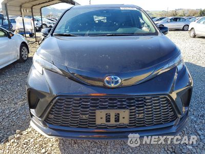 Piąte zdjęcie samochodu w środku: 2025 TOYOTA SIENNA XSE VIN:5TDCSKFC5SS180774 - miniatura