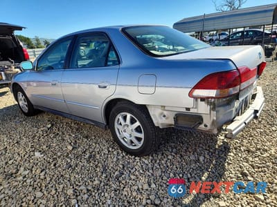 Drugie zdjęcie samochodu z przodu: 2002 HONDA ACCORD EX VIN:JHMCG66832C008215 - miniatura