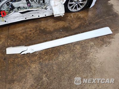 Zdjęcie 12 z 13 samochodu: 2018 BMW 320 XI VIN:WBA8E5G57JNU46912 - miniatura