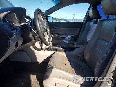 Zdjęcie 7 z 12 samochodu: 2009 HONDA ACCORD EXL VIN:1HGCP26879A014617 - miniatura