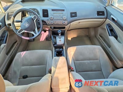 Zdjęcie 8 z 11 samochodu: 2010 HONDA CIVIC GX VIN:19XFA4F53AE000634 - miniatura