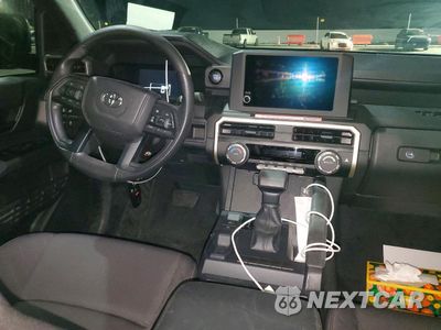 Zdjęcie 8 z 12 samochodu: 2025 TOYOTA TACOMA XTRACAB VIN:3TYJDAHNXST030545 - miniatura