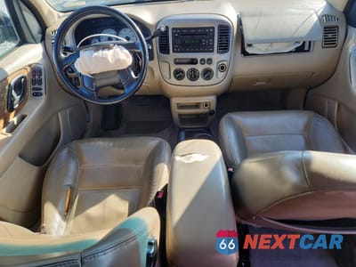 Zdjęcie 8 z 13 samochodu: 2003 FORD ESCAPE XLT VIN:1FMYU03173KA81045 - miniatura
