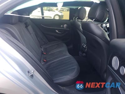 Zdjęcie 10 z 11 samochodu: 2019 MERCEDES-BENZ E 300 VIN:WDDZF4JB4KA514577 - miniatura