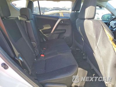 Zdjęcie 10 z 12 samochodu: 2015 TOYOTA RAV4 XLE VIN:2T3WFREV4FW163935 - miniatura