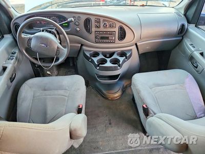 Zdjęcie 8 z 13 samochodu: 2008 FORD ECONOLINE E350 SUPER DUTY WAGON VIN:1FBSS31L48DB16758 - miniatura