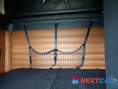 Zdjęcie 6 z 10 samochodu: 2019 FREIGHTLINER CASCADIA 126 SEMI TRUCK VIN:3AKJHHDRXKSKF5091 - miniatura