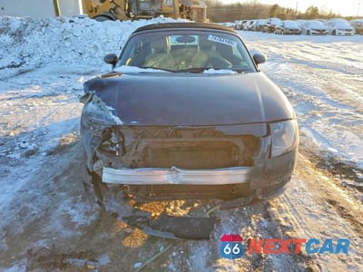 Piąte zdjęcie samochodu w środku: 2003 AUDI TT VIN:TRUTC28N031012539 - miniatura
