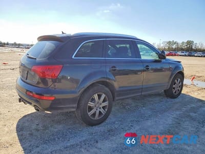 Trzecie zdjęcie samochodu z tyłu: 2013 AUDI Q7 VIN:WA1MMCFE6DD015640 - miniatura