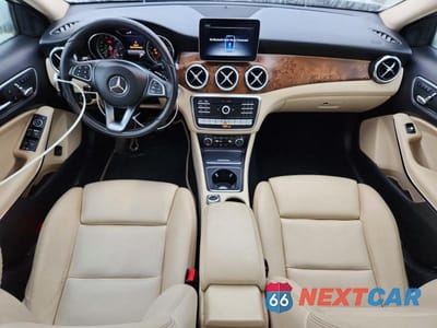 Zdjęcie 8 z 12 samochodu: 2018 MERCEDES-BENZ GLA 250 4MATIC VIN:WDCTG4GB5JJ491811 - miniatura
