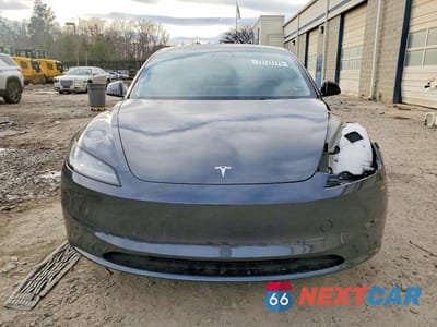 Piąte zdjęcie samochodu w środku: 2025 TESLA MODEL 3 VIN:5YJ3E1EA0SF911164 - miniatura