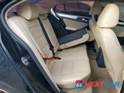 Zdjęcie 10 z 12 samochodu: 2013 VOLKSWAGEN JETTA SE VIN:3VWDP7AJ1DM224195 - miniatura