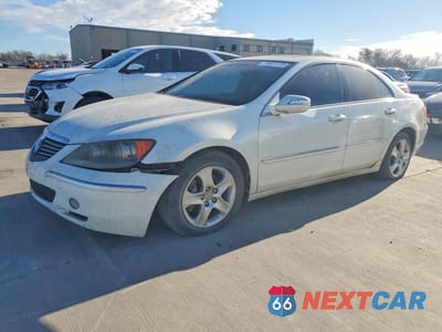 2006 ACURA RL JH4KB16546C011049 - główne zdjęcie licytacji z USA - miniatura