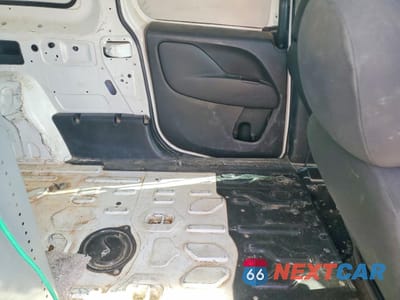 Zdjęcie 11 z 14 samochodu: 2016 RAM PROMASTER CITY VIN:ZFBERFAT7G6C33197 - miniatura