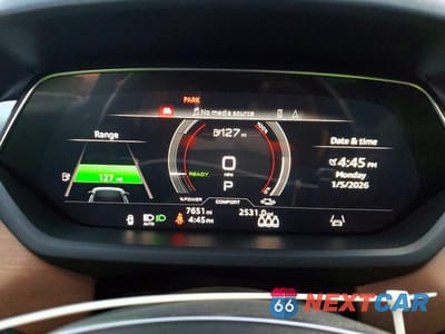 Zdjęcie 9 z 11 samochodu: 2023 AUDI E-TRON GT PRESTIGE VIN:WAUDJBFW9P7006481 - miniatura