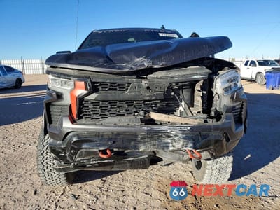 Piąte zdjęcie samochodu w środku: 2024 CHEVROLET SILVERADO K1500 RST VIN:1GCUDEEL6RZ163136 - miniatura