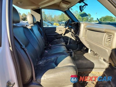 Zdjęcie 10 z 12 samochodu: 2007 GMC NEW SIERRA C1500 CLASSIC VIN:1GTEC14X17Z107817 - miniatura