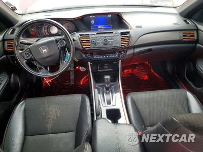 Zdjęcie 8 z 12 samochodu: 2017 HONDA ACCORD SPORT VIN:1HGCR2F57HA122105 - miniatura