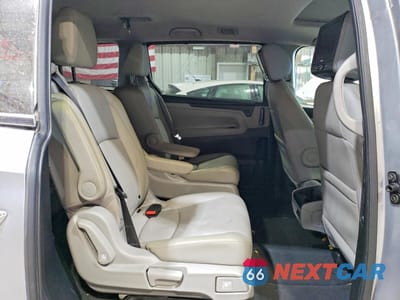 Zdjęcie 11 z 13 samochodu: 2019 HONDA ODYSSEY EXL VIN:5FNRL6H70KB128987 - miniatura