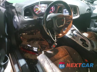 Zdjęcie 8 z 13 samochodu: 2021 DODGE CHALLENGER SXT VIN:2C3CDZAGXMH506278 - miniatura