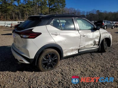 Trzecie zdjęcie samochodu z tyłu: 2021 NISSAN KICKS SR VIN:3N1CP5DV0ML510405 - miniatura