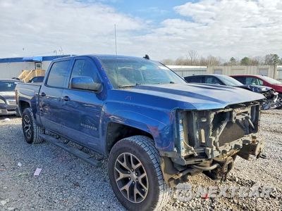 Czwarte zdjęcie samochodu z boku: 2017 CHEVROLET SILVERADO K1500 LT VIN:3GCUKREC9HG498306 - miniatura